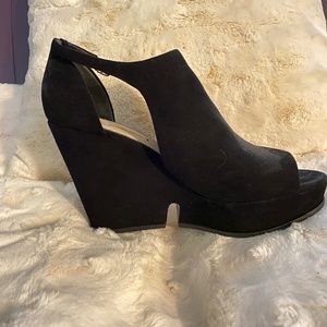 Via Spiga Black Suede Platform Wedge shoes